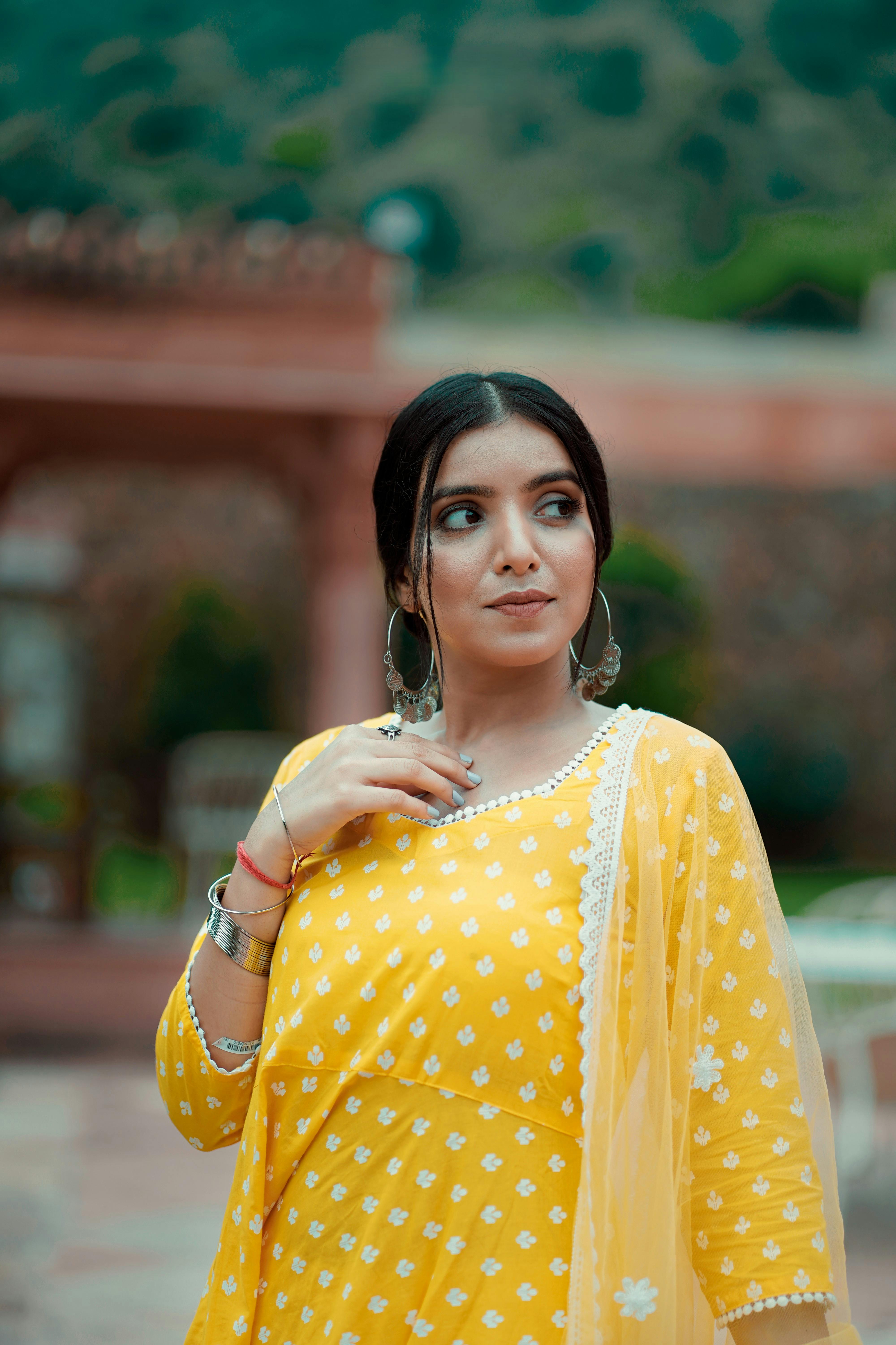 专题背景图：悬疑反转